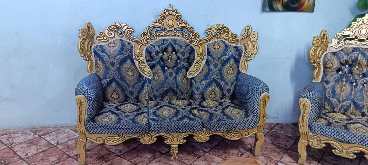 تخم ايراني 10 نفرات نضيف بدون اضرار  325 المكان الكاظميه يوجد توصيل للاتصال ***********
