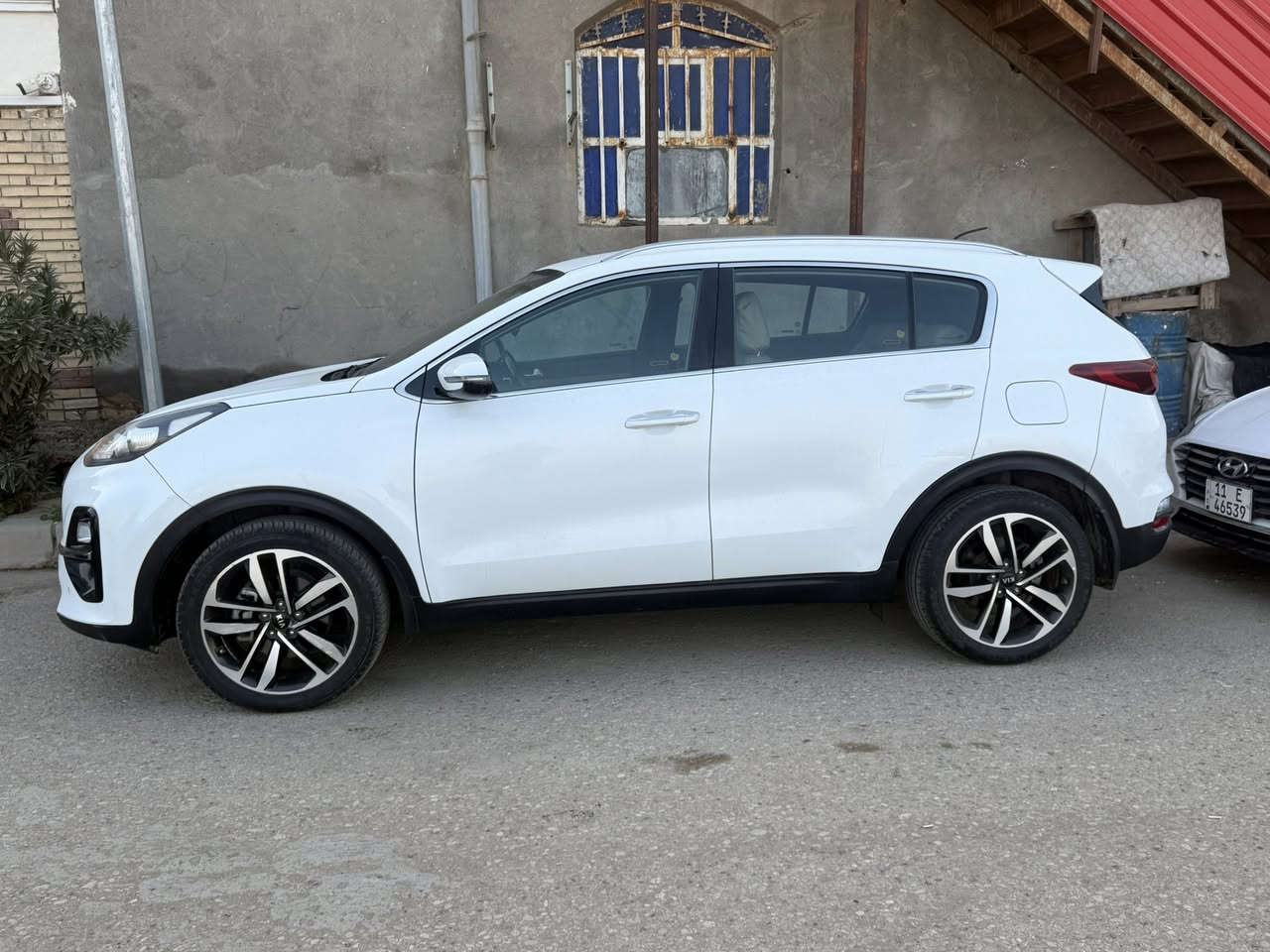 كيا سبورتج خليجي موديل 20 كفاله عامه ماشيه 98 الف رقم بصره الدولي الجديد سنويه 31 محرك 2000 دوش السياره جديده وجاهزه 

شراي اتصل وتدلل 
***********
