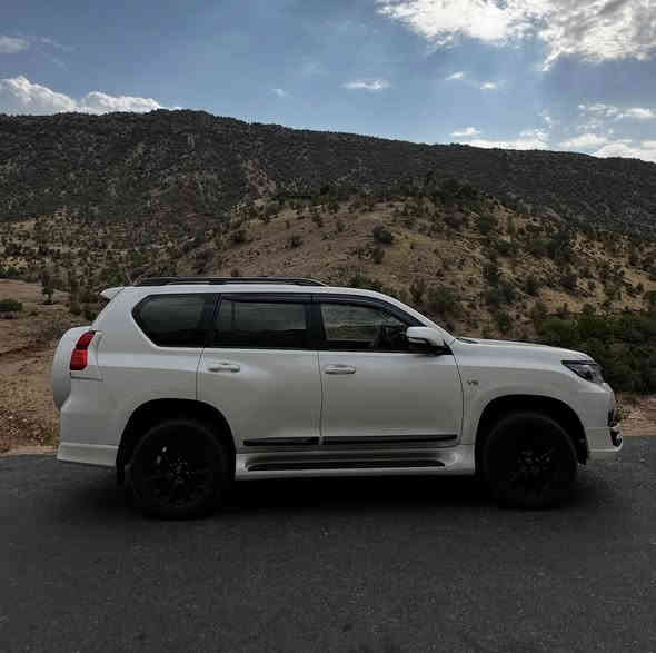 برادو ٢٠٢٣
Txs
رقم اربيل 
وكالة جيهان (ساس ) 
عداد المسافة ٤٩ الف 
كفالة عامة  (شخوط بسيطة بالدعامية ) 
للبيع فقط 
٤٨٥$$
مكانها واسط 
***********
