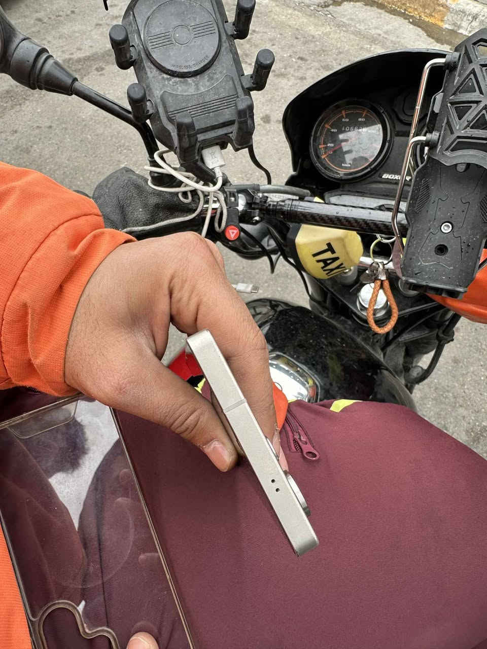 S25 Ultra الون اسود ذاكره
256 مكاني بغداد سعره مليون و 200  ضمان عين الفهد


**إذا كنت صاحب هذا الإعلان وتريد حذفه لأي سبب، رجاءا أرسل رسالة إلى الدعم الفني**