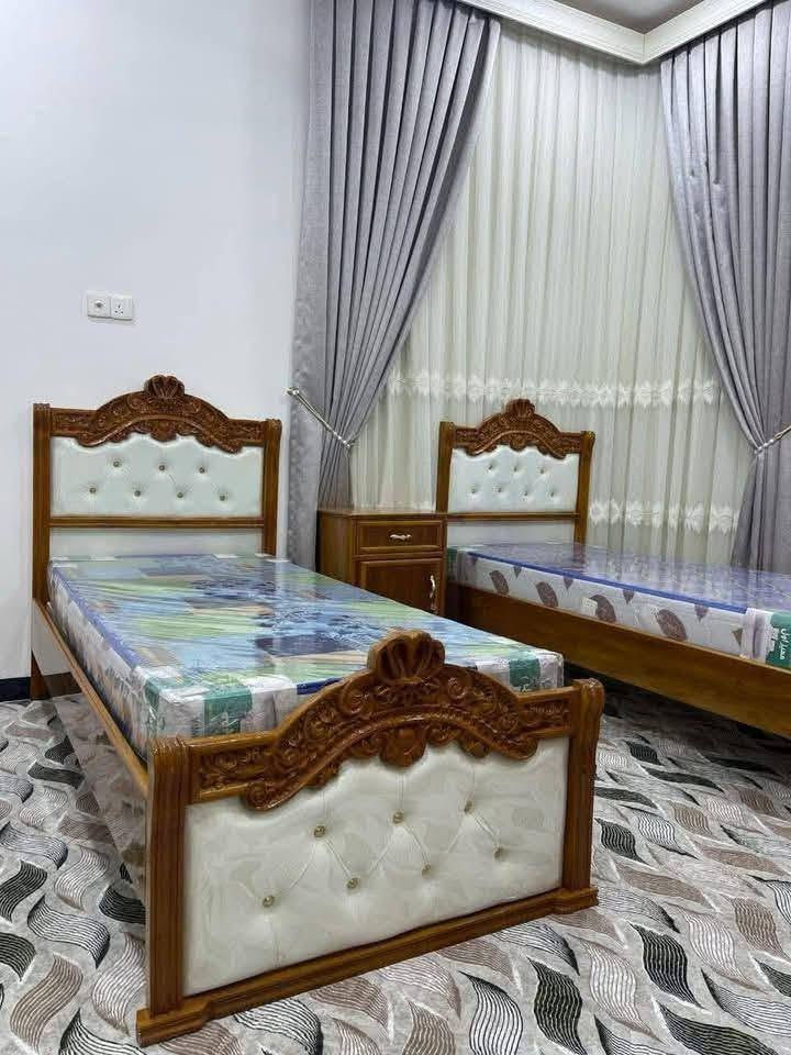 بسم الله الرحمن الرحيم
نجارة ابو نور العبيدي 
الرمادي كورنيش الحوز قرب جامع بر الوالدين وقرب مدرسة جنيد البغدادي 
هاتف *********** واتساب 
والله ولي التوفيق
