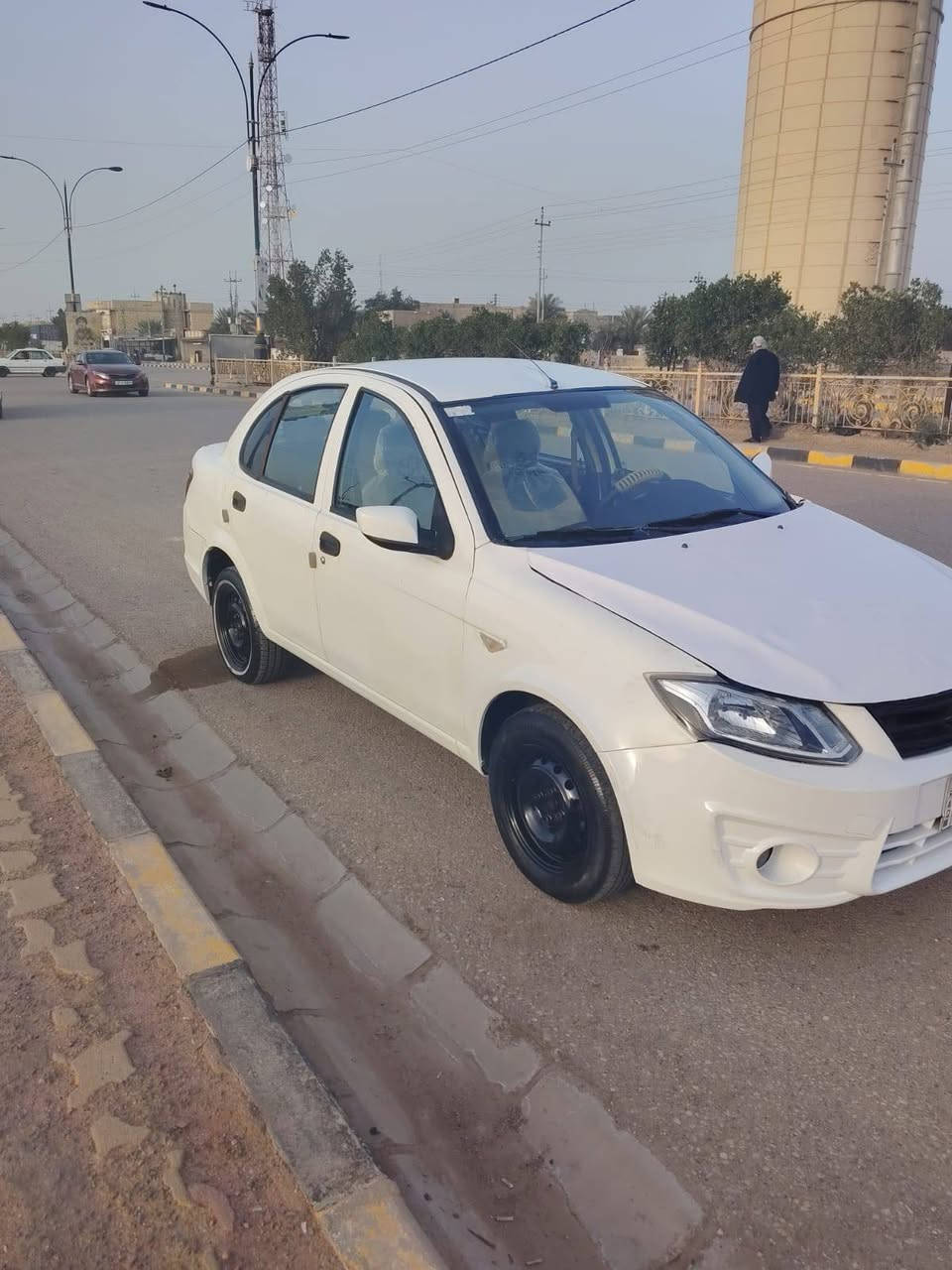 السلام عليكم ساينا موديل 19مكفوله من الكلبه ولحادث وتبديل وصبع مكينه كير مكفولات  تبريد تدفئه  حداديه 100من 100  ترايك وين ماتريد  تخم تاير جديد  مصفره غرامات سياره جاهزه   كبل الشارع  ماتخسر عليه دينار   مناسبه بلاش   السعر 50 المكان البصره قرنه الشراي يتصل *********** الرقم بي واتساب
