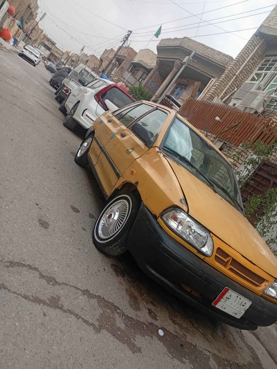 سلام عليكم سايبا للبيع موديل 12كيرمحرك فقط الرابع يفلت شواصي معمرات كهربائيات كله شغاله رقم الماني بغداد بدون تحويل راعيه مواصله اكاتبك وتكفل الدولة والعشائر سنويه عضم بس سكنر بفس الصليه طبق الصل كلشي مذكور بلمنشور والسيارة شوفت عيونك العنوان بغداد المدينه السعر 11كوم حديد ***********
