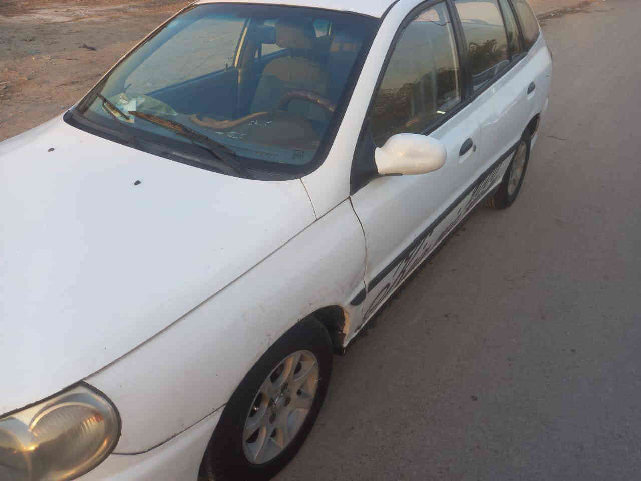 السلام عليكم ريو موديل ٢٠٠٠خليجي للبيع  سعر ٣٣$ تبريد شغال كير محرك جيد صدر امامي خلفي جيد تايرات اماميه جدد خلفي نص عمر مصبوغه عام رقم بغداد انكليزي بسمي سنويه لل٣٠مكانها بغداد/البياع/شرطه الخامسه
واتساب ***********
