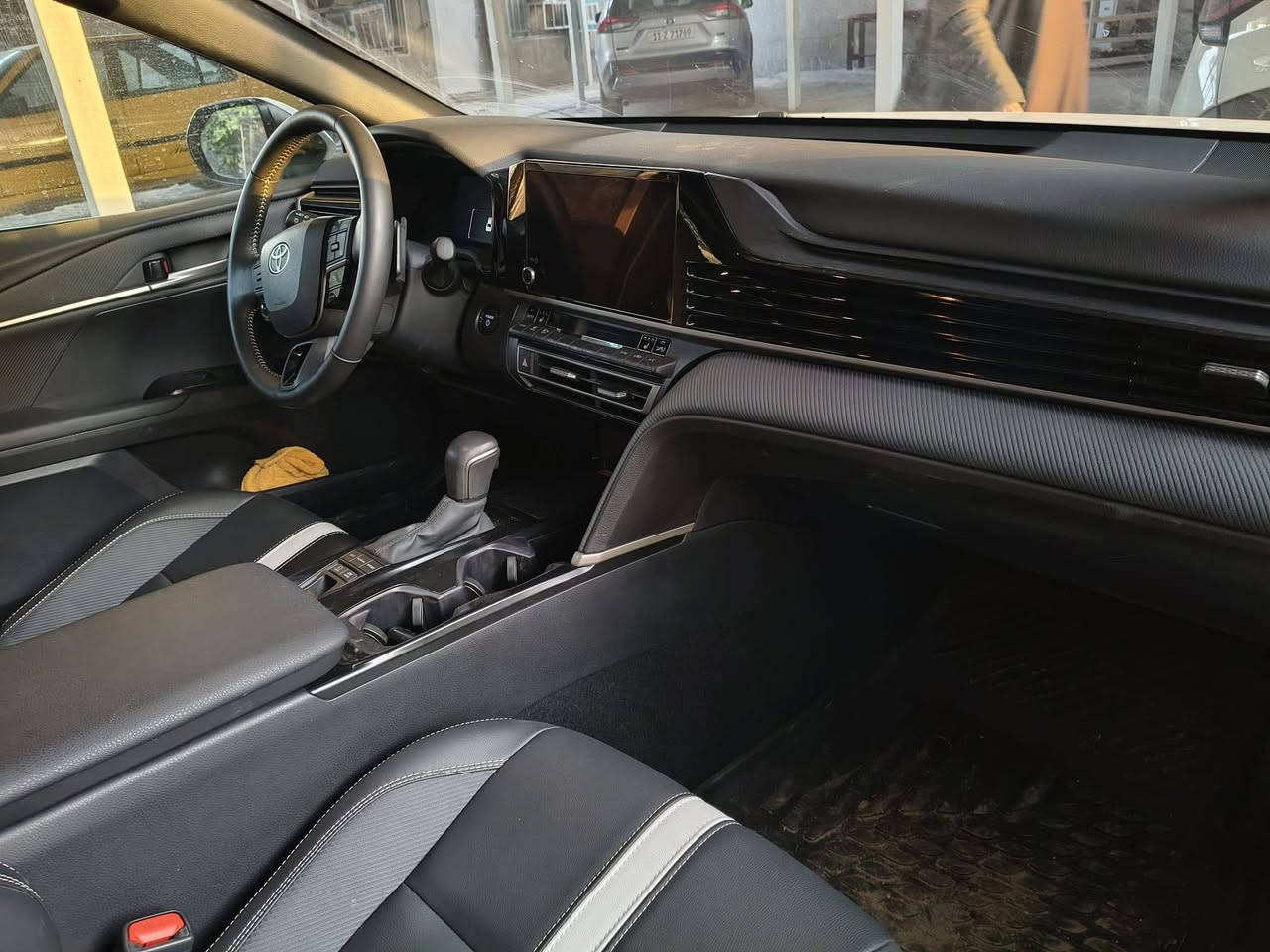2025 Toyota Camry XS Hybrid 
السلام علیکم
للبيع تيوتا كامري هايبرد 2025 مرقم بغداد
فئة XS
وارد آمریکي 
الضرر بنيد ودعاميه مبدل بلادي اصلي نفس اللون بدون ايرباك الضربه شطح فوق على الايت والبنيد
عداد المسافه 4 الاف ميل فقط
مواصفات السياره
مكينة السياره 2500 
بصمه
شاشه كبيره
کامره خلفيه
ECO NORMAL SPORT 3 انضمه قیادة
فول تحكمات ستيرن
را در امامي وتوقف ذاتي
رادار خلفي وتوقف ذاتي
مثبت سرعه
قياده ذاتيه
کشنات جلد
نقطه عمياء
تحديد المسار
هاند بريك دكمه
نضام HOLD
شاحن لاسلكي
منفذ Usb
شحن تايبسي عدد 2
السعر222ورقه وبيه مجال بسيط
مرقم بغداد
رقم الهاتف ***********

