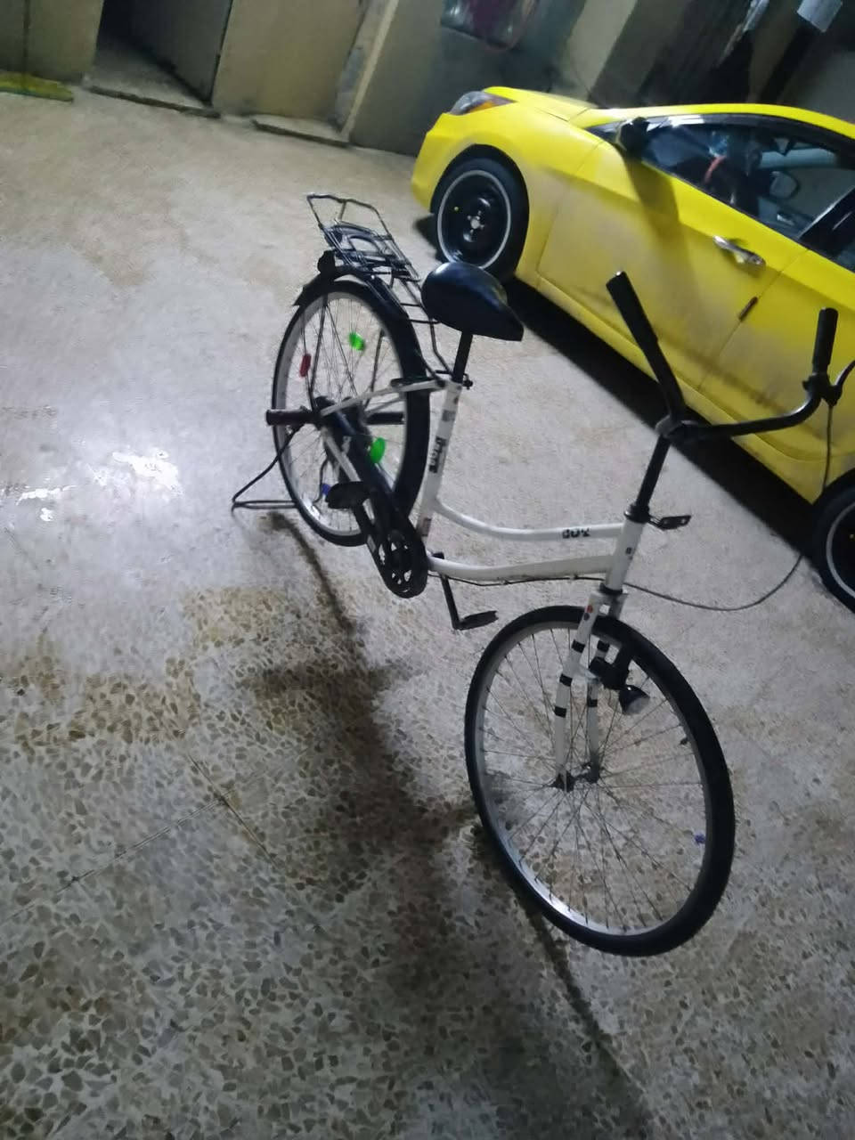 السلام عليكم باسكل عبد الحليم للبيع حجم 26 جديد تواير جدد وياله جدد جاملخ كدام موجود باسكل نضيف صطاب خلفي بنز السعر 75 وبي مجال شراي خابر او خاص ويرهم مراوس 
***********
***********
