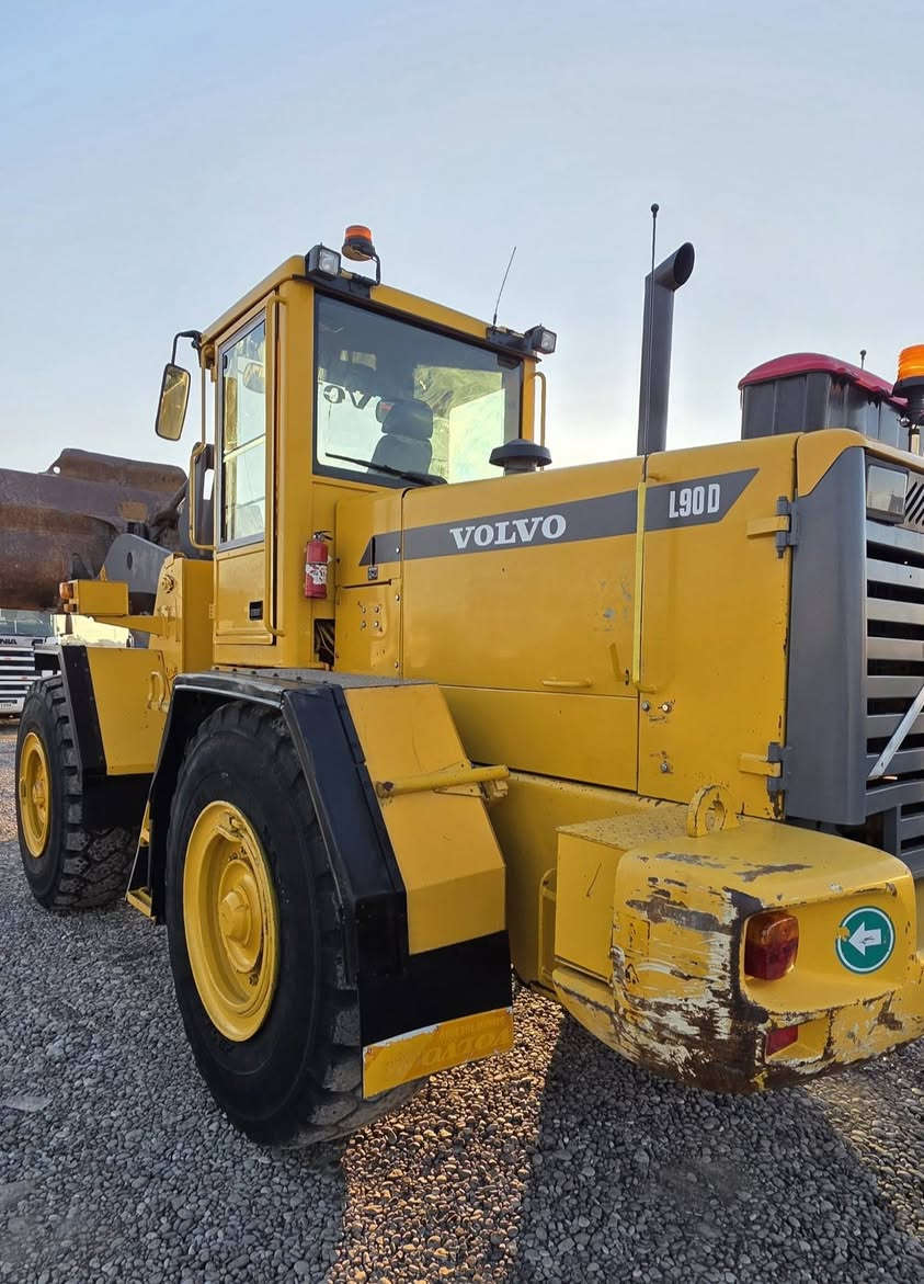 للبيع - بۆ فرۆشتن  
———————
شفل : VOLVO
حجم : L90D
دخول :منەفیست
—————————
بۆ زانیاری زیاتر پەیوەندی بکەن بەم ژمارە تەلەفۆنە 

***********
***********
