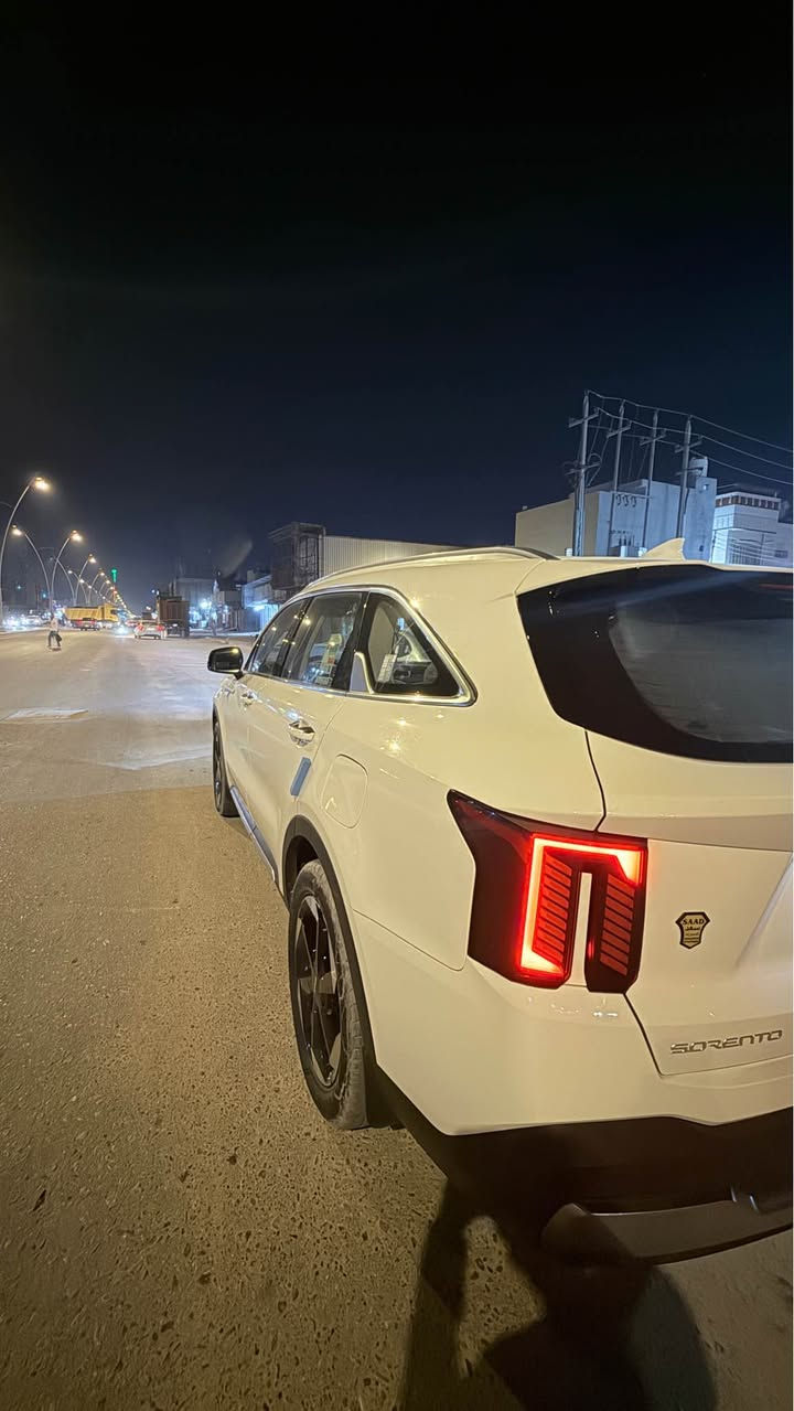 سورنتو 24 خليجي مكفول لون ابيض محرك 6 سلندر ماشيه
33 الف كيلو
رقم اربيل باسم شركه
ثلاث قطع تبريد 7 راكب
كشن السائق كهرباء
كير كصبه
تبريد لمس
شاشه كارلي كبير لمس
كامرا 360 درجه
حساس امامي وخلفي
بصمه ابواب وتشغيل
تشغيل عن بعد عداد دجتل
السعر 3 شدات وبيها مجال
***********
البصره الزبير الزبير, البصرة
