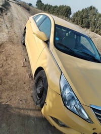 سوناتا للبيع محرك ٢٤٠٠ موديل ٢٠١٣ أمريكي ٠٧٨١٦٧١٦٧٥٠