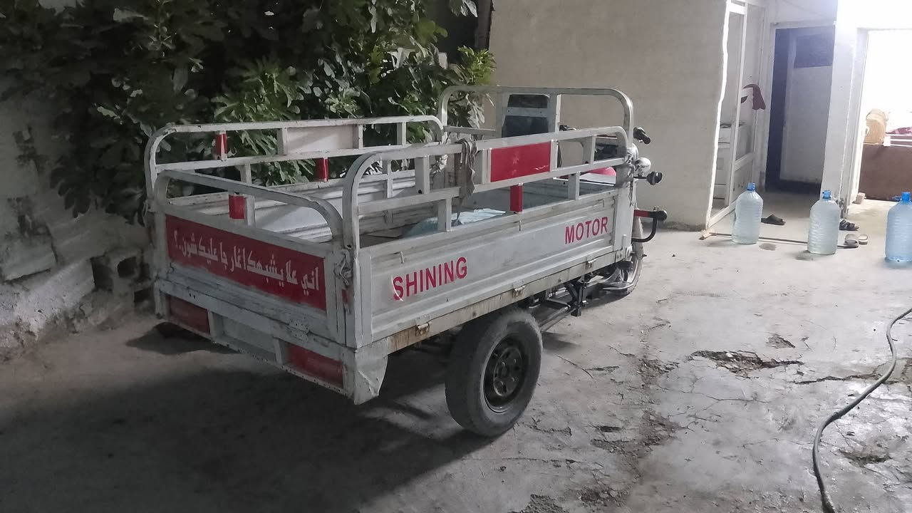 السلام عليكم ستوته محرك20موديل17كهربا كامله نقص باتري دبلات جدد اكسن كير بوكس كله جديدسعر700#***********
