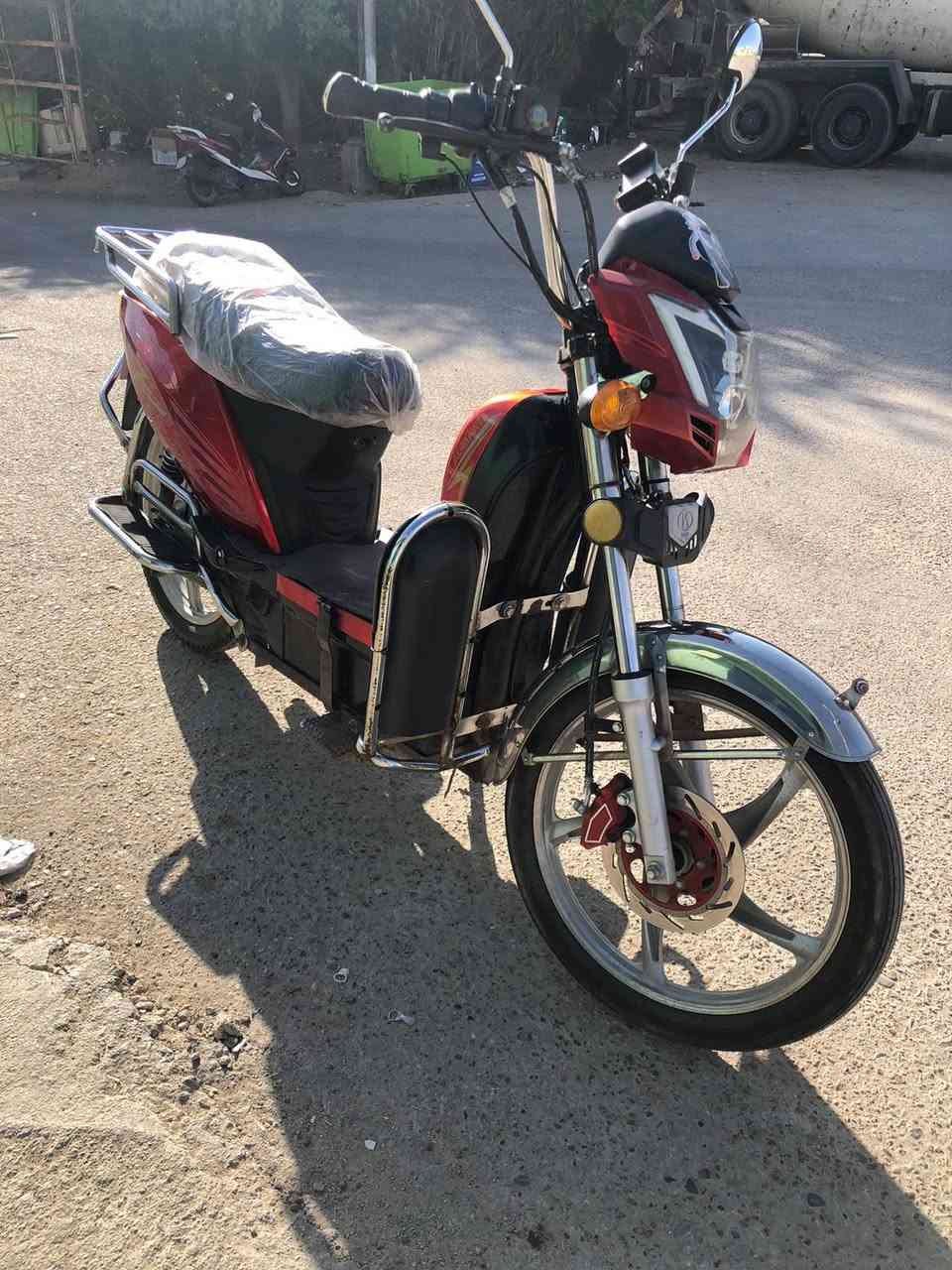 ماطور شحن هارلي للبيع بطاريات على الفحص الكهربائيات كلها شغاله والسعر 400 رقم الهاتف ***********
