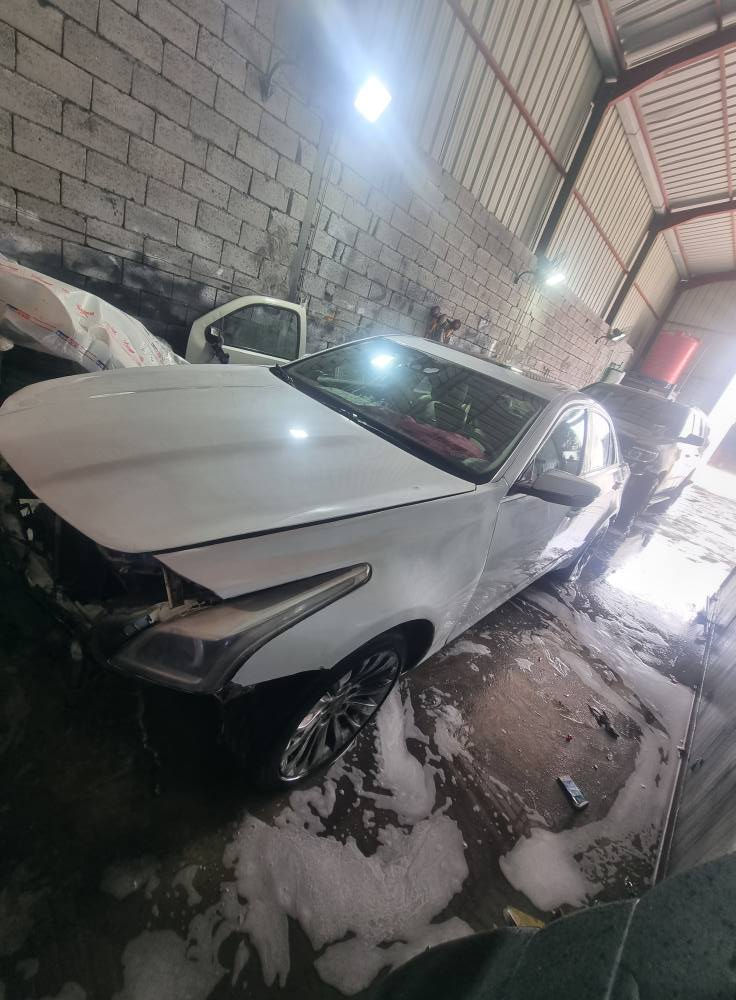 كديلاك CTS 2000Tفول مواصفات للأخير 2016 لون ابيض صدفي بدون لغد بدون شاصي بدون دواخل بيها نقوصات بسيطه ترهم بيع أو مراوس حسب القناعه رقم بصره أليف الميمونة, ميسان


**إذا كنت صاحب هذا الإعلان وتريد حذفه لأي سبب، رجاءا أرسل رسالة إلى الدعم الفني**