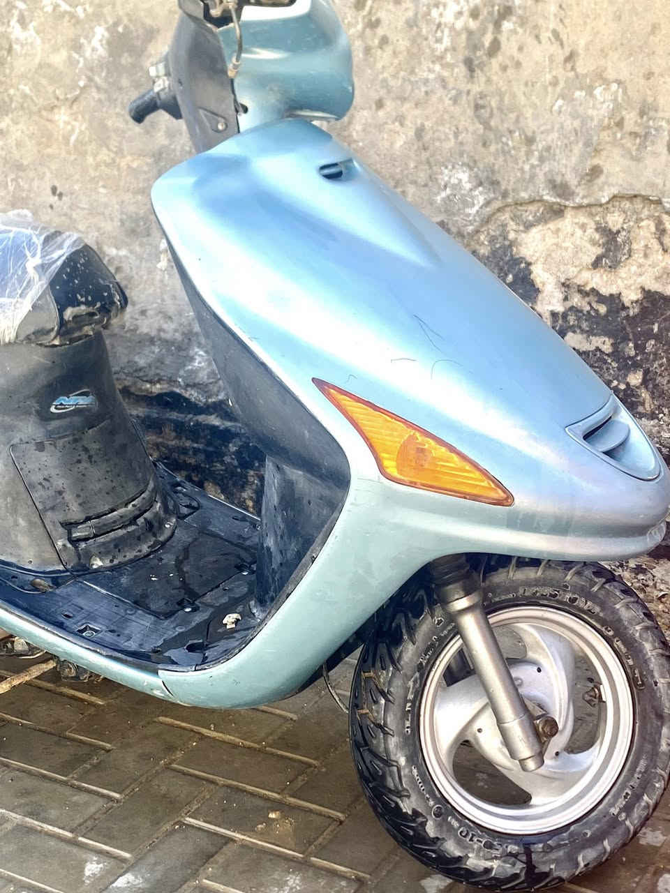 السلام عليكم
دراجة فراشة نضيفه كاملة مكمله لا تدخين ولا تنقيص السعر 400 وبيها مجال باقي تفاصيل خاص


**إذا كنت صاحب هذا الإعلان وتريد حذفه لأي سبب، رجاءا أرسل رسالة إلى الدعم الفني**