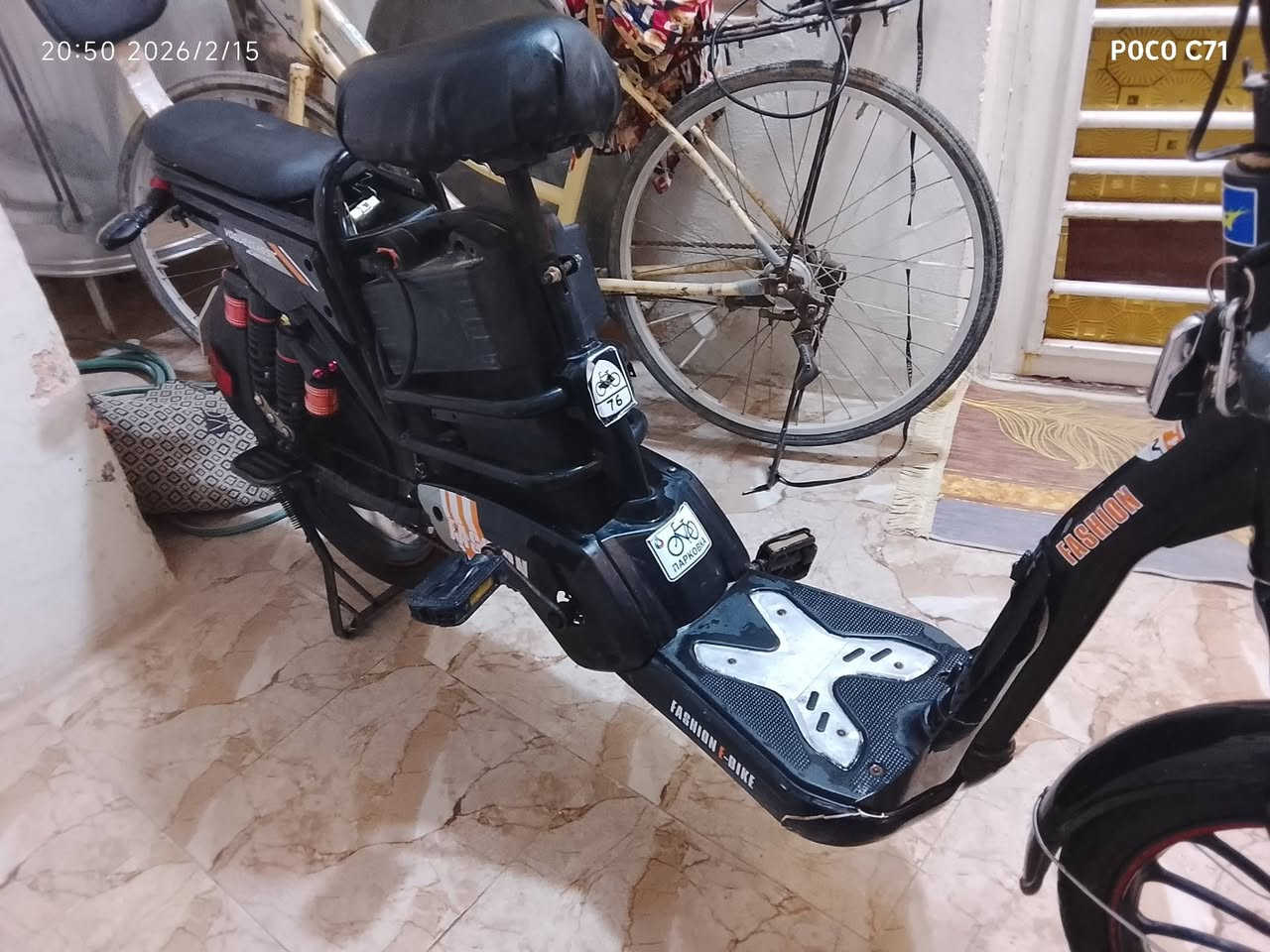 سلام عليكم دراجه حجم24 
بطاريات نضيفه 4بطاريات
العنوان نجف حي العسكري مدارس 
***********
