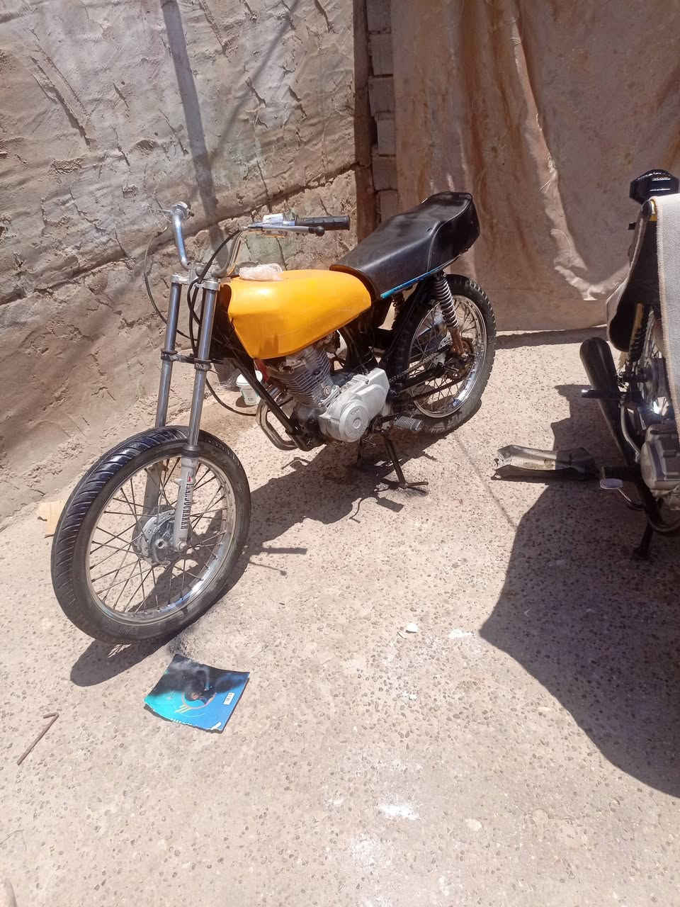 سلام عليك مرخصت مدير الكروب دراجه اربعه كير كلك كلك للبيع محرك ناعم وخير من الله وياله جدد صالنصه جديده كبال العين شراي يراسلني خاص السعر ب225 وبيه مجال فدوه الميشتري لا تراسل


**إذا كنت صاحب هذا الإعلان وتريد حذفه لأي سبب، رجاءا أرسل رسالة إلى الدعم الفني**