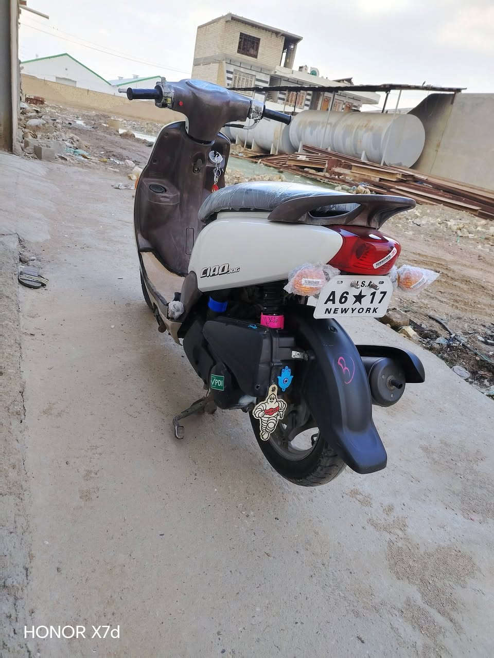 السلام عليكم دراجه فله للبيع كفاله او مراوس ولبيع سعر خاص مكان ابو رمانه ***********
