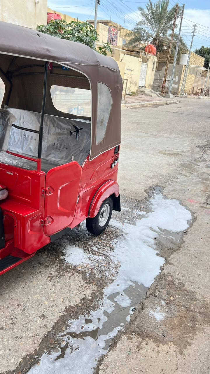 تكتك للبيع 2022 رقم وسنوية  تخم تاير تكلك جديده المكان المجر الكبير السعر 9ونص بيه مجال قليل الاتصال على الرقم ماسنجر ماكو 
***********
