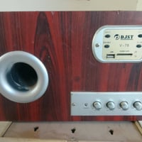 مضخم صوت • قسم وخذ • للبيع