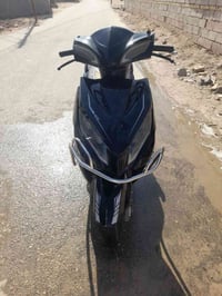 دراجه للبيع مكفوله من كلشي كرهبايات كله شغاله سويج هندر بصمه السعر ٤٥٠...