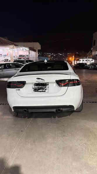 جاكور موديل 2017
فول موصفات 
جاملغ و و قطعه صبغ بيدون دواخل
كير و محرك اصلي بيلادي
تحويل و وكاله ب شرط 
سعر شده و 35 ورقه و على غرامات 3 ملاين و 500 الف ينقص من السعر 
للمزيد 
*********** دهوك
