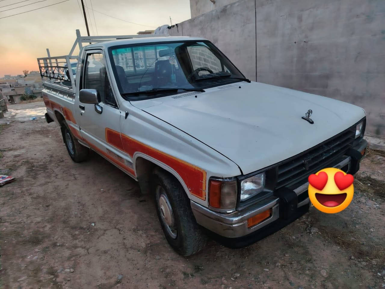السلام عليكم  مكلف بل نشر
بكم تك موديل 88بيها صبق  جماليه فقط محرك كير شرط  سياره چاهزه رقم الألماني كاربون بانزين موجود  
السعر 60 وبيها مجال بسيط رقم صاحب السياره ***********
