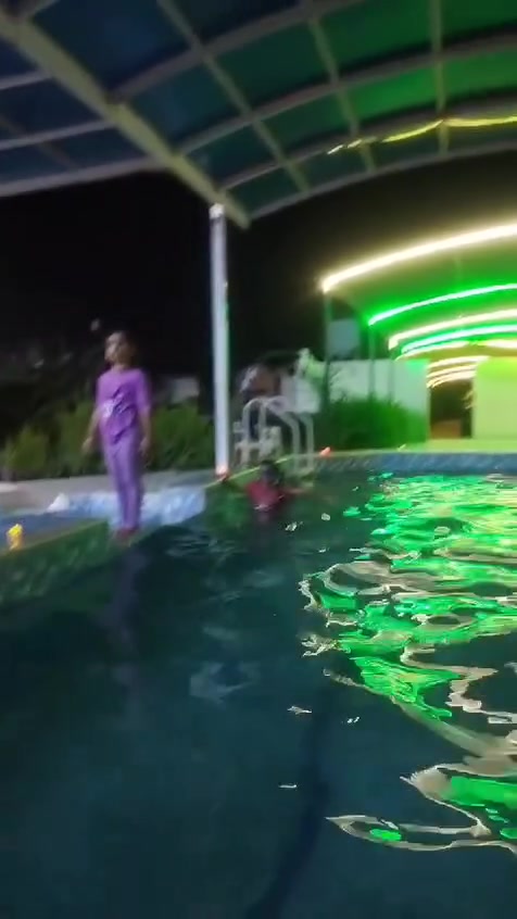 عيد ميلاد سعيد نورتو مزرعتنه 🏊🤽🤽🏊🏊🏊🌺


**إذا كنت صاحب هذا الإعلان وتريد حذفه لأي سبب، رجاءا أرسل رسالة إلى الدعم الفني**