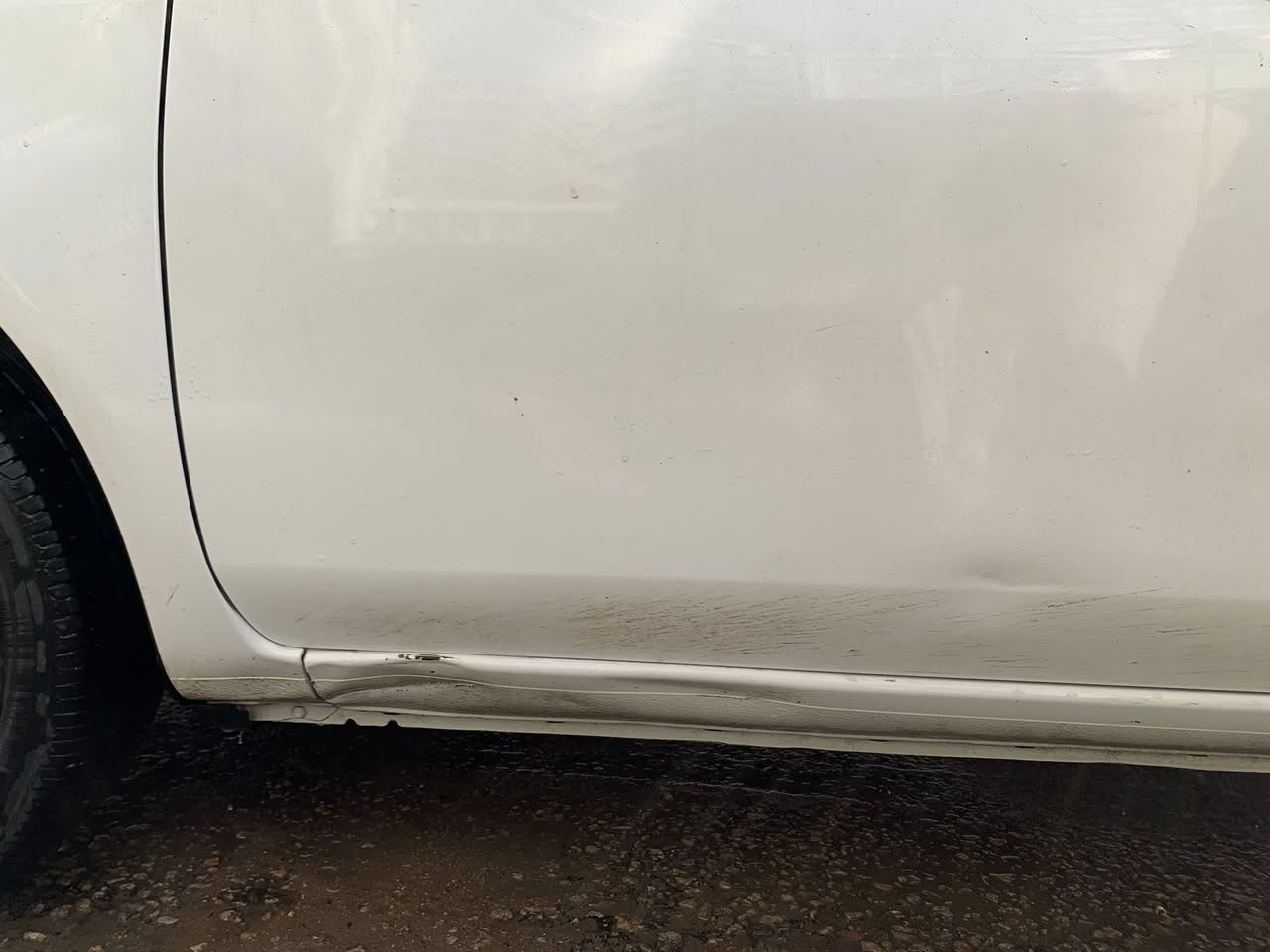 السلام عليكم
نيسان مصري للبيع 
العداد 30 الف 
الموديل 2025
كفاله عامة ماعدا لي موضح بالصور 
مكان السيارة النجف كوفة 
رقم الهاتف ***********
اتصال فقط غير متواجد على الفيس
