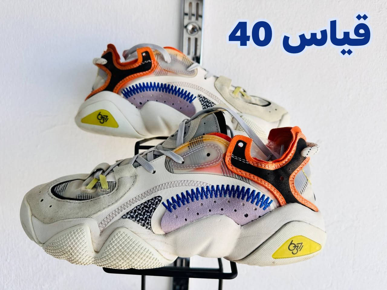 أي حذاء داخل الصوره ب10
يوجد توصيل لجميع المحافظات واتساب ***********
