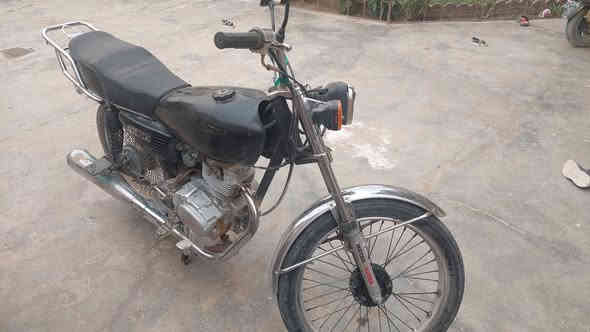 السلام عليكم دراجات البيع السعر 300 مكان الديوم تكريت هاذا رقم الموبايل ***********
