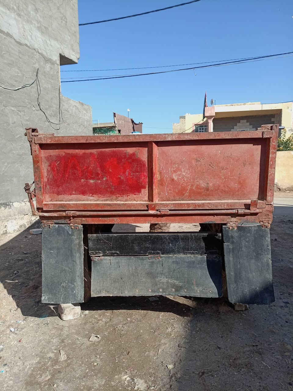 للبيع عربانه حدادي نضيفه جاهزه للعمل العنوان دوانيه قضاء الشاميه ***********
