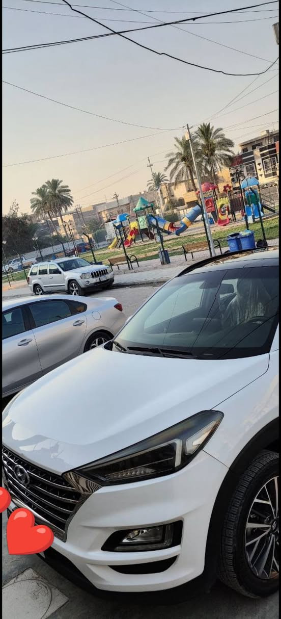 توسان 2019 للبيع
السلام عليكم 
مواصفات الكاصد
ماشيه 80 الف حقيقي
كشنات جلد  وكهرباء الامامي المقعدين
حساس امامي+ خلفي
مري كهرباء شفط
بصمة تشغيل+ بصمة ابواب
انارة ترحيب
لد نهاري
3 أنظمة قيادة
سايد بريك رجل
تبريد قطعتين
جام اوتو 
(بانوراما )
مكينة 2000 دوش
اخوان السيارة بيها جاملغ شبر صبغ بصف السايق فقط  والباقي مكفول من الصبغ والتبديل
مكان السيارة بغداد العامرية
***********
السيارة مرقم بغداد بأسمي تحويل ثاني يوم ورقم انكليزي
السعر 198 وبيها مجال بسيط
