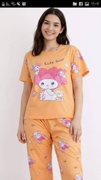 ملابس • اشكال مختلفة • للحجز