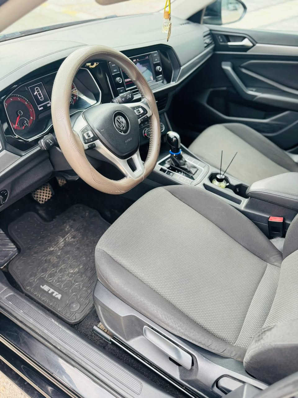 فولكس واكن جيتا 
موديل 2019
***********
رقم الهاتف الاستفسار او واتساب
