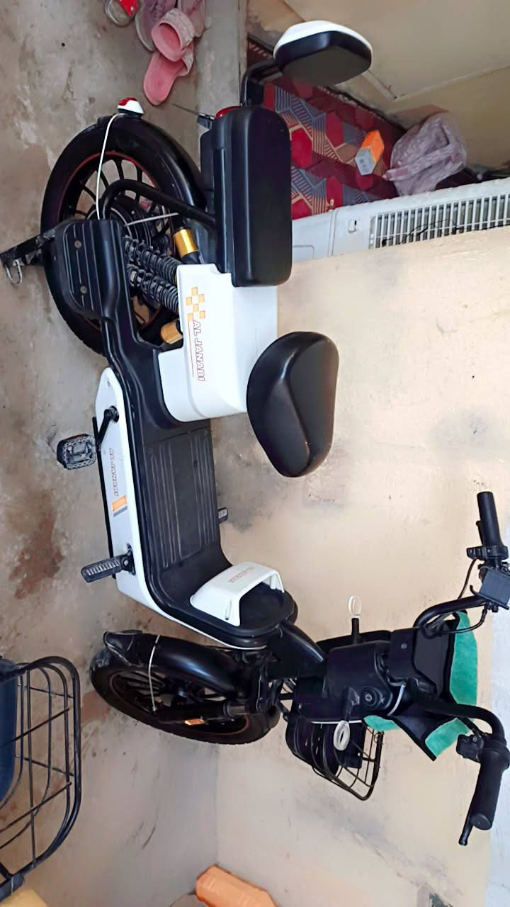 السلام عليكم دراجه شحن موديل 2025 سعرها 425 بيها مجال


**إذا كنت صاحب هذا الإعلان وتريد حذفه لأي سبب، رجاءا أرسل رسالة إلى الدعم الفني**