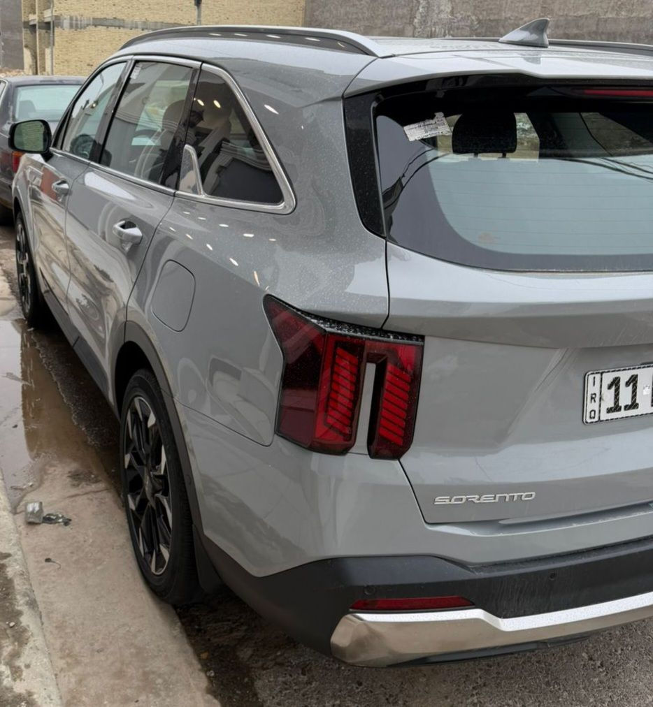 سورنتو 24 EX VIP لون سموك حادث تبديل صندوق وبارد بالجلملغات الخلفيه ماشيه١٣الف ويل ٢٠
بدون ايرباك صور الحادث مرفقات مع المنشور 
رقم بغداد دولي 
مكينه 2500توربو 
للاستفسار ***********
