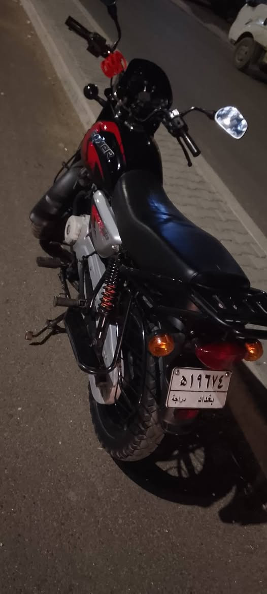 السلام عليكم للبيع بوكسر 22 رقم وسنويه شرط التحويل السعر 2200 بغداد ***********
