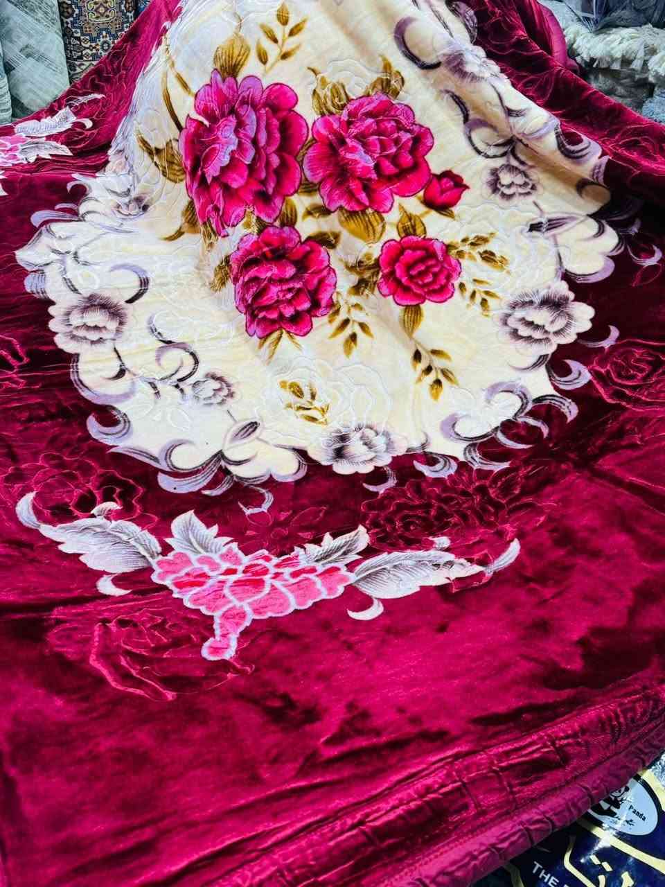 بداء عروض رأس السنة و وتخفيضات لفترة  إلى 
ما بعد بداء العام جديد 2026 ..🌲🎄

وصول بطانية نفرين حرير قسطور جديد والأن 
بطانية طبقتين حفر الظهر ساده سفيفة قيطان داير

قياس 200*220
وزن ٥ كغم
متوفره ب5 نقشات

متوفرة داخل مجمع العروبة للمفروشات
عنوان المجمع الديوانية العروبة الاولى شارع نزاهة القديم مجاور مطعم جود.

توصيل متوفر 
تواصل ***********
