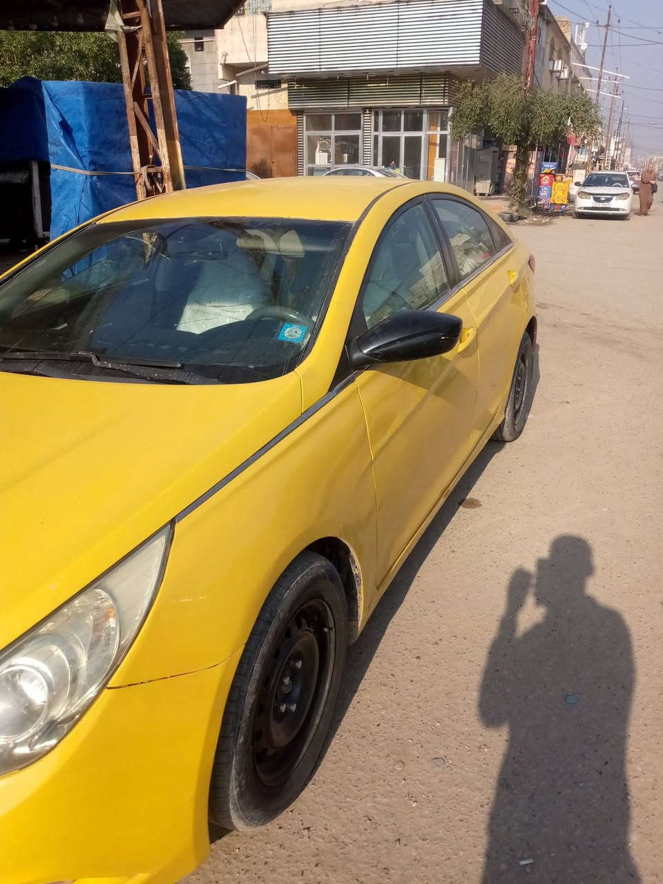 #السلام عليكم 
هونداي سوناتا مضلع موديل (2011)
كير محرك تبريد تدفئة صدر تخم تاير
كامله من كلشي واحلا من الصور 
شاشة+ كامره مصفرة هيئه وغرامات 
سنويه لل (2028) السعر (83)
للاستفسار الاتصال 📞 (***********)
مكان السيارة/ ديالى / الخالص/
