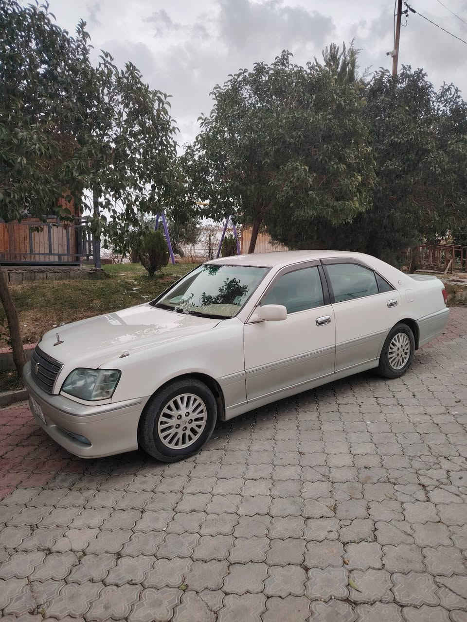 سلام عليكم جنون للبيع مكفوله من النقل ولكصه تحول ثاني يوم مكان البصره 130 وبيها مجال ***********
