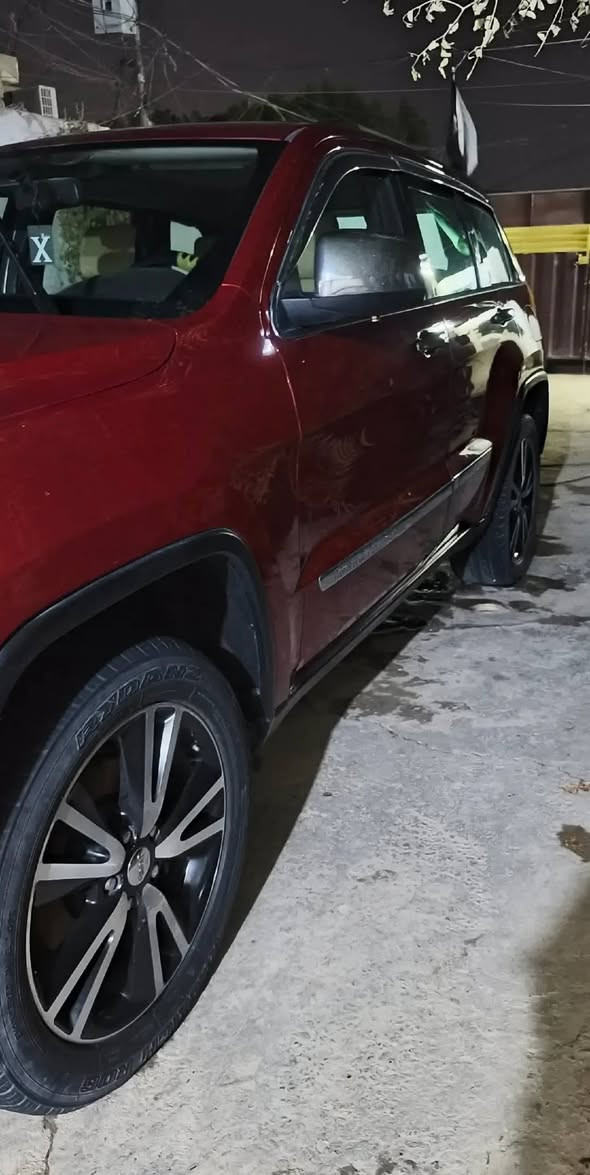 جيب كراند شيروكي لاريدو2011 بدون ايرباك
🚨 السعر 150🚨
اخوان كلشي موجود بالسوك ماعجبك السعر تحصل احسن منها
V6 3.6
شاشه
تحكم ستيرن
مثبت سرعه
كشنات كهربائي. باقي موصفات الجيب
🚙رقم بغداد تحويل ثاني يوم
☠️الضرر   باب سايق مبدل بدون ايرباك وبيه باب كلير ☠️
مكاني بغداد 
*********** 📞
