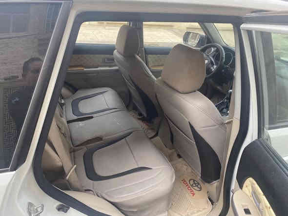 السلام عليكم فيتارا 2016 خليجي مكينه 2400 مكفوله صبغ فقط دعاميه وبارد بلباب الخلفي ماشه 157 الف رقم ديالى مشروع وطني رقم الهاتف***********السعر 110 وبيه مجال
