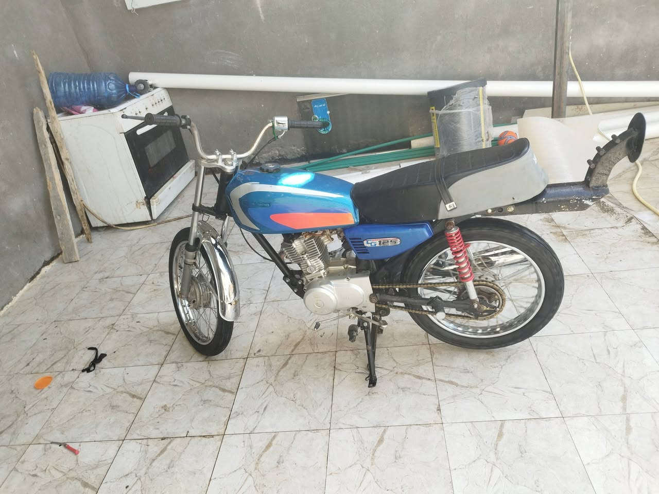 اربعه كير كلك كلك كلك دراجه نضيفه ومرتبه السعر 325وبيها مجال ***********المن الداخلي نهايت شارع سيد محمد
