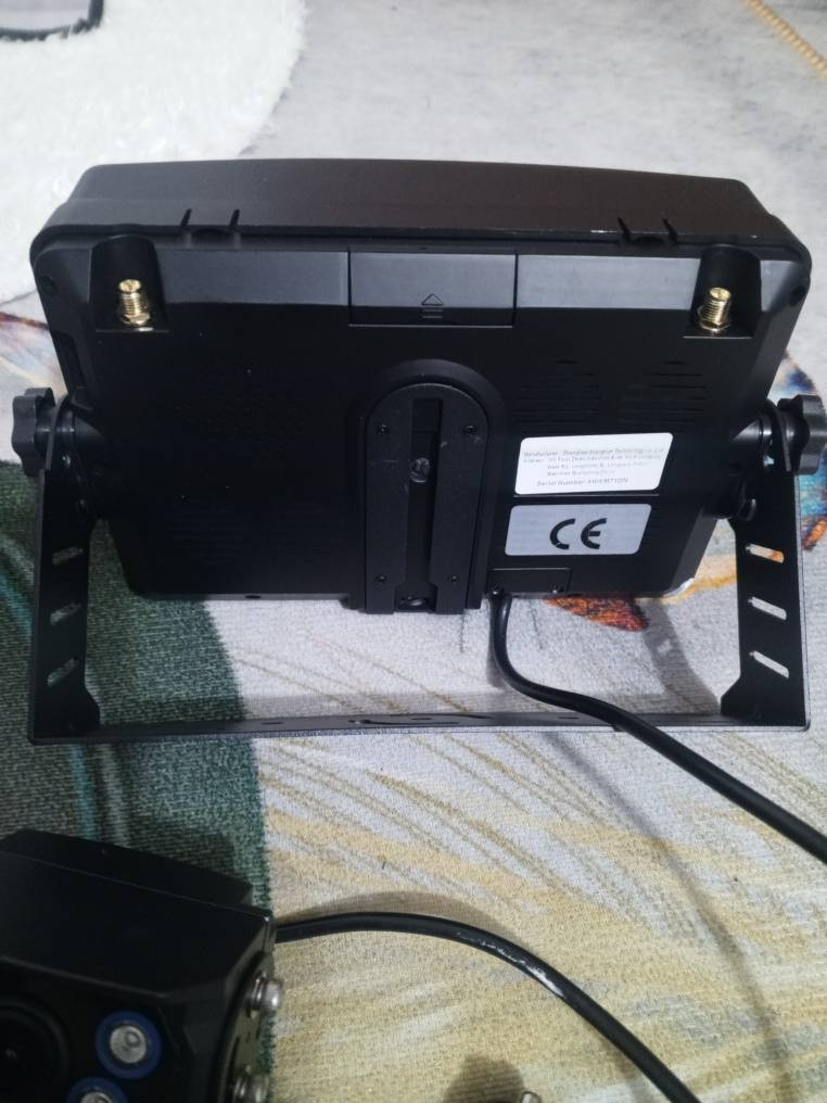 🚗 كاميرا رجوع خلفية لاسلكية مع شاشة 7 إنج — جديدة 🔥
تسهل عليك الرجوع والاصطفاف بكل أمان 👌
✅ شاشة وسط واضحة
✅ اتصال لاسلكي بدون تعقيد بالأسلاك
✅ رؤية ليلية قوية
✅ زاوية تصوير واسعة
✅ مناسبة لجميع السيارات
📦 كامل الملحقات موجودة وجديدة
💰 السعر:70الف
📩 للحجز والاستفسار مراسلتنا خاص كربلاء, العراق


**إذا كنت صاحب هذا الإعلان وتريد حذفه لأي سبب، رجاءا أرسل رسالة إلى الدعم الفني**