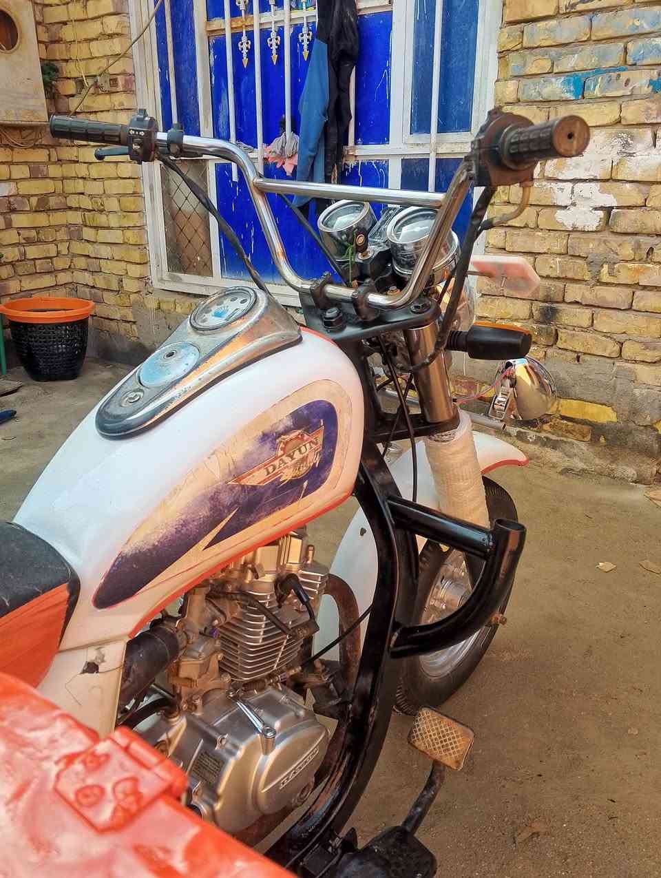 سلام عليكم ستوته للبيع اوراق كامله مديل 12او بديهه21ولباقي كله 25 مكينتهه تفيلس مافيلسه الستوته حلوه او مرتبه مثل ماتشوف بل صوره كدامك مانقصهه شي جاهزه مكاني شطره شراي تعال خاص او انتصل*********** او بخدمتك
