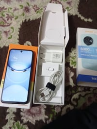 تكنو سبارك 30c • ذاكرة 256 • مبدل شاشة