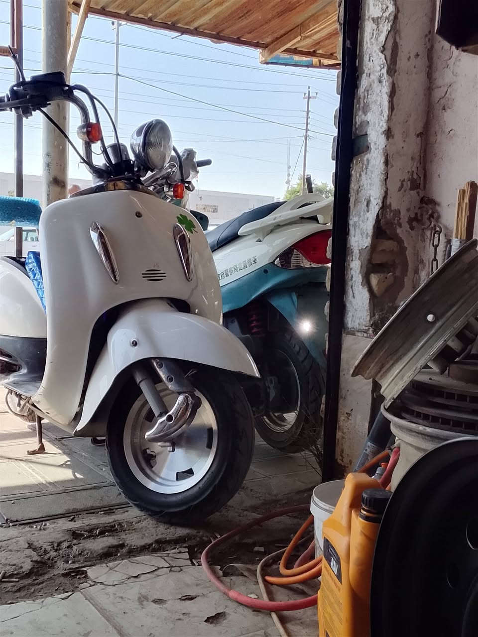 سلام عليكم جوكر لبيع لسعر ،،1500.او بيه مجال 
***********
