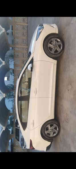 السلام عليكم اكسنت ٢٢ رقم بغداد محرك ١٦٠٠ فتحه شاشه ندرويد تحكم ستيرن جهتين بلوتوث ريمون عدد ٢ اشاير بل مري بيها اهواي شغلات  مكفوله من الحادث بيها  شخوط بسيطه يعني تكحيل وبوليش فقط تبريد قطعتين مكفول كير محرك تبريد تدفئة حساس كامره خلفيه جنطه ريموند ايرباك ٦  الغرفه تغليف جلد تركي تحكم جام كهرباء السعر المطلوب ١٥٠ ماشيه 23الف فقط يعني زيرو  مكاني الكراده *********** يتوفر واساب
