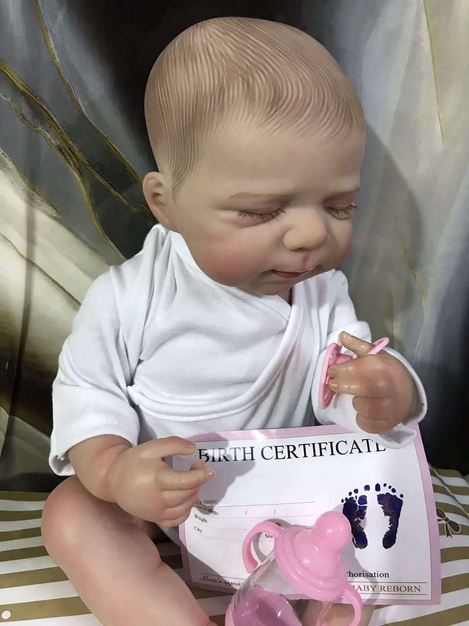 بيبي.  سيلكون اصلي مختوم. كلها سيلكون. قياس ٤٧ سانتيم. جديده وياها ملحقاتها عندي توصيل


**إذا كنت صاحب هذا الإعلان وتريد حذفه لأي سبب، رجاءا أرسل رسالة إلى الدعم الفني**