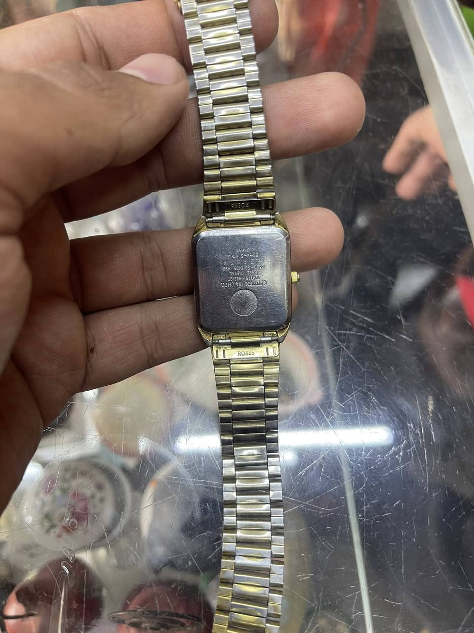 ن
سلام عليكم ساعة ستزن اللبيع 

***********
