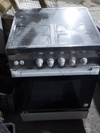 ثلاجة • مجمدة • طباخ